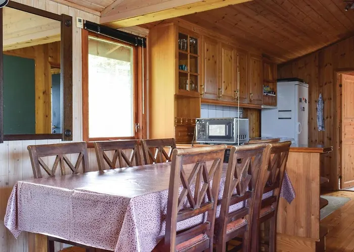 Vakantiehuis Lovely In With Wifi Sandvoll