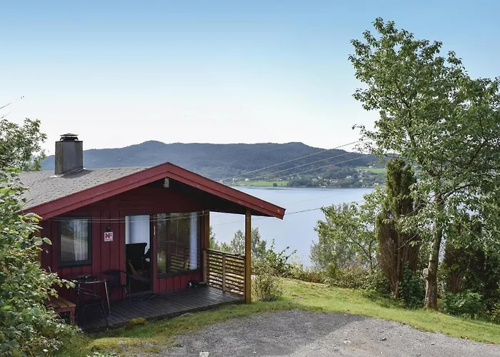 Vakantiehuis Lovely In With Wifi *